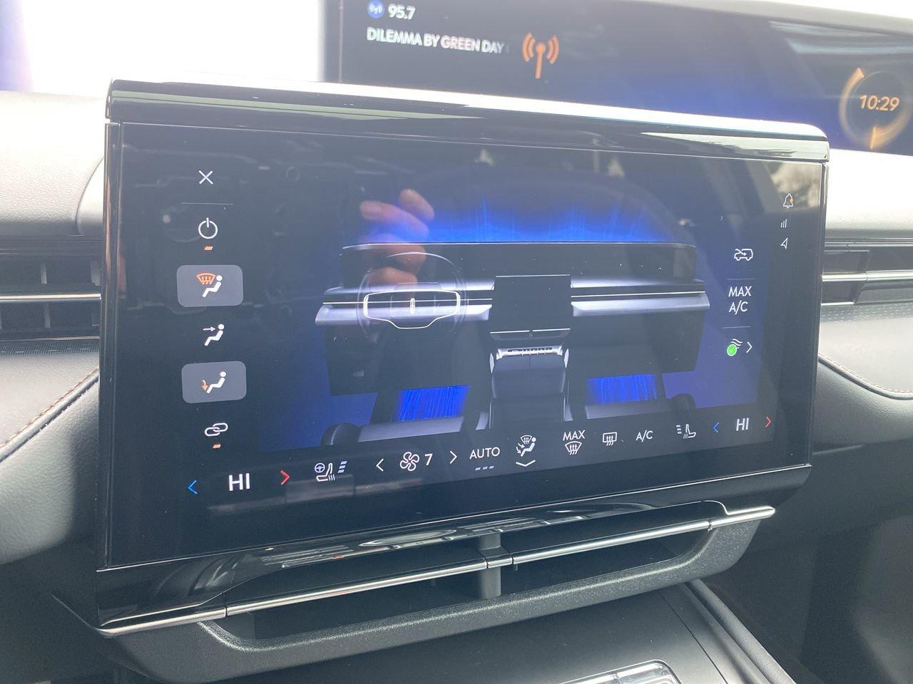 2024 Lincoln Nautilus Hybrid RESERVE Photo