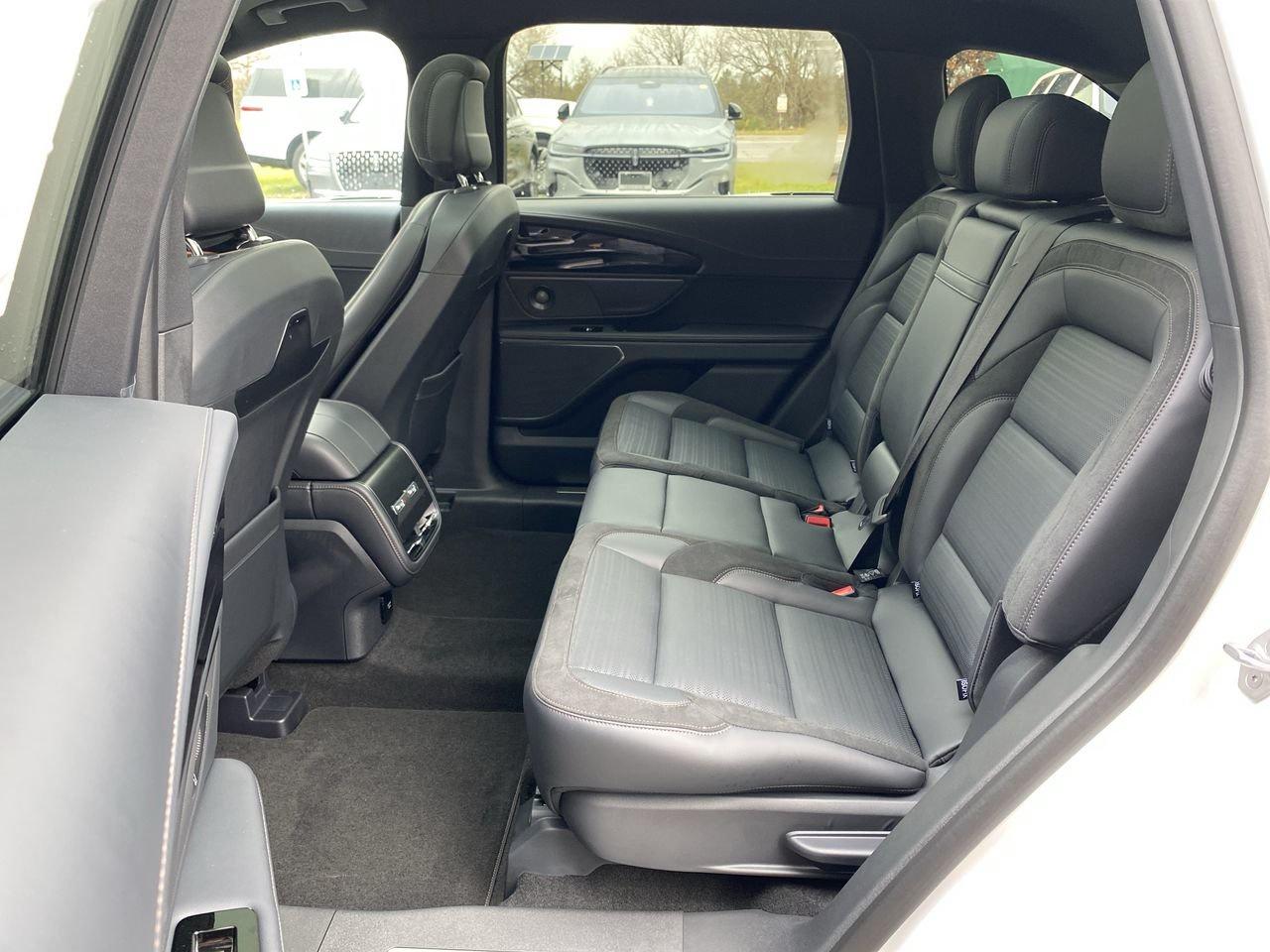 2024 Lincoln Nautilus Hybrid RESERVE Photo