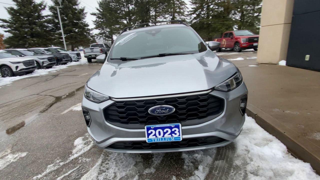 2023 Ford Escape ST-Line Elite Photo2