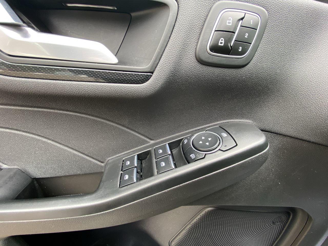 2023 Ford Escape ST-Line Elite Photo