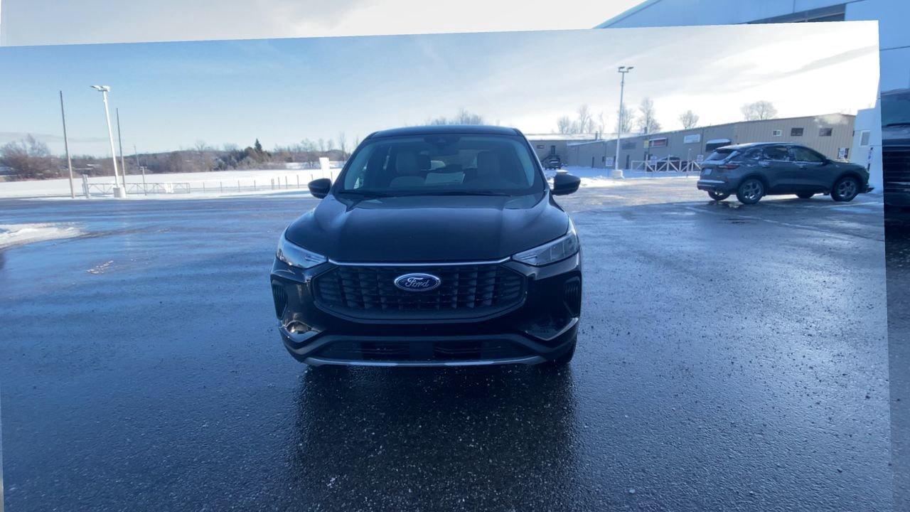 2026 Ford Escape Active Photo2