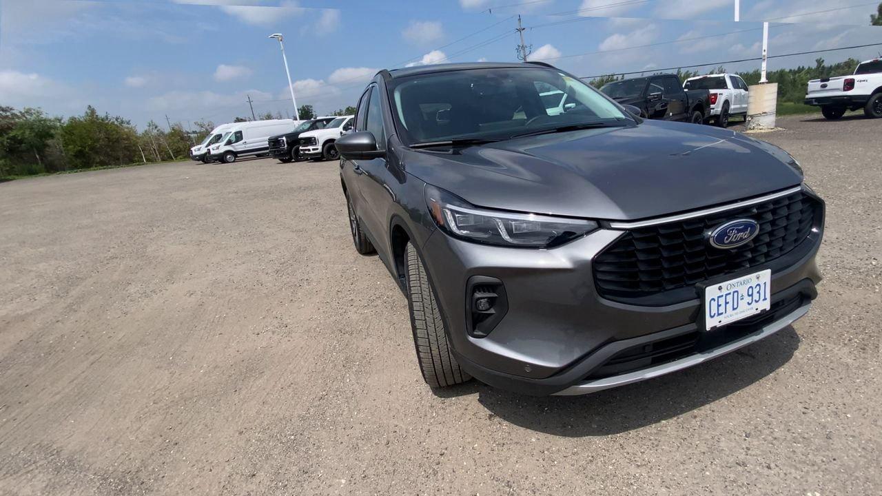 2024 Ford Escape Platinum Photo