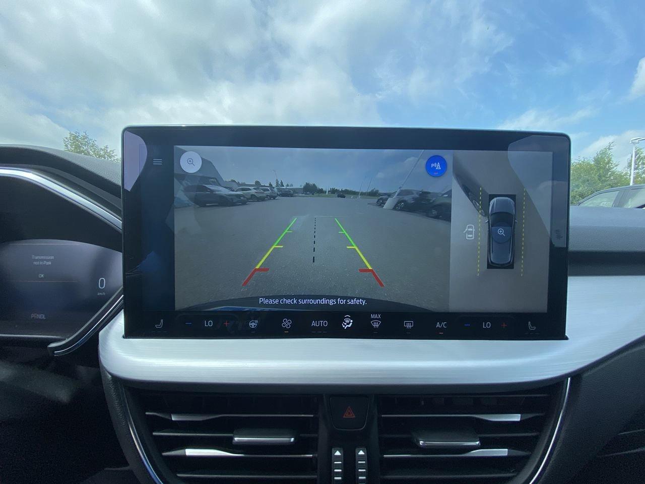 2024 Ford Escape Platinum Photo