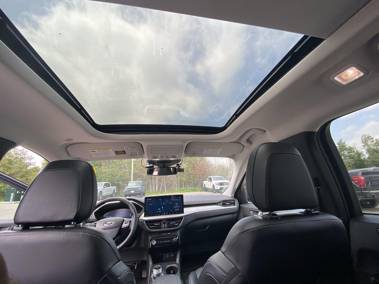 2024 Ford Escape Platinum Photo