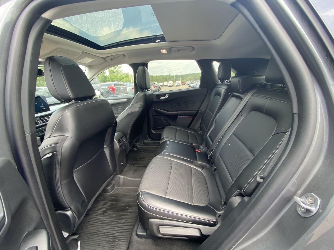 2024 Ford Escape Platinum Photo