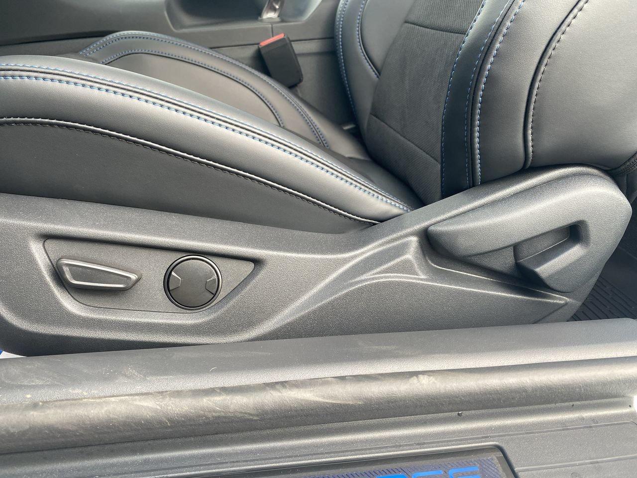 2025 Ford Mustang Fastback DARK HORSE PREMIUM Photo