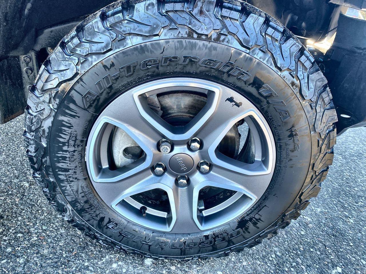 2023 Jeep Wrangler Sport S Photo