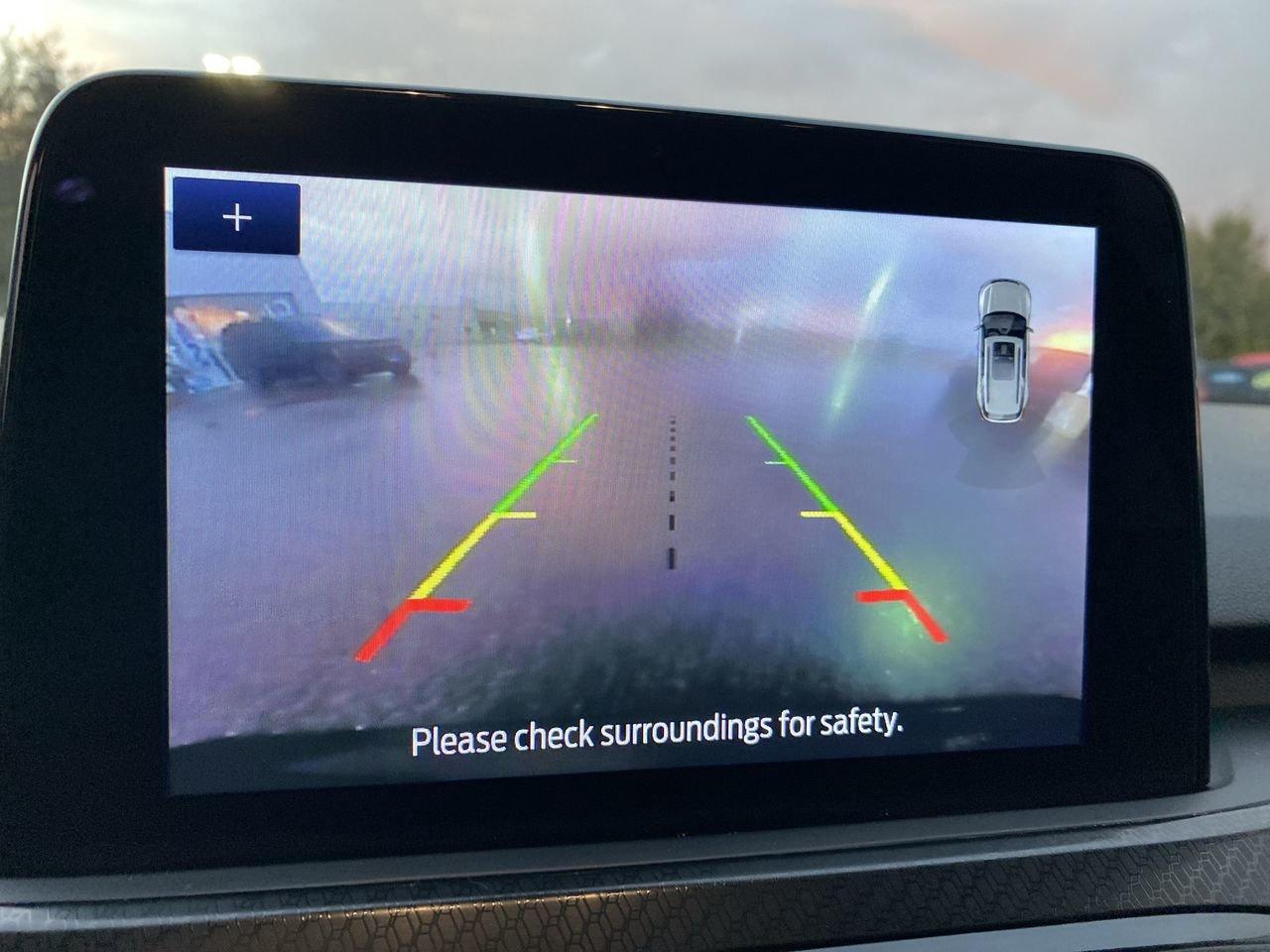 2022 Ford Escape SEL Photo