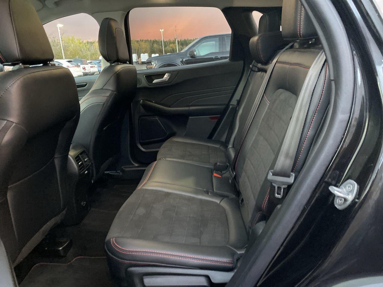 2022 Ford Escape SEL Photo