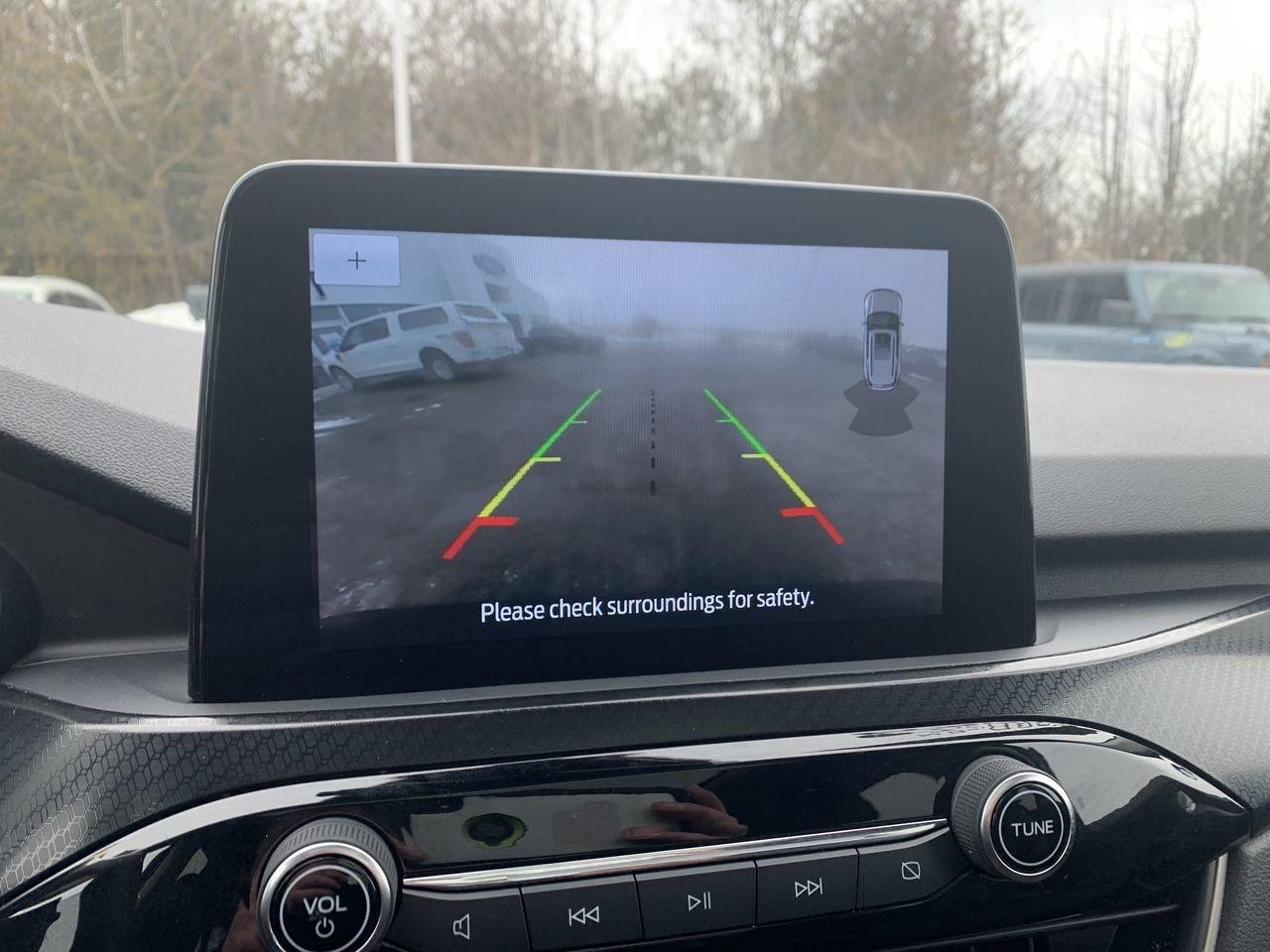 2022 Ford Escape SEL Photo