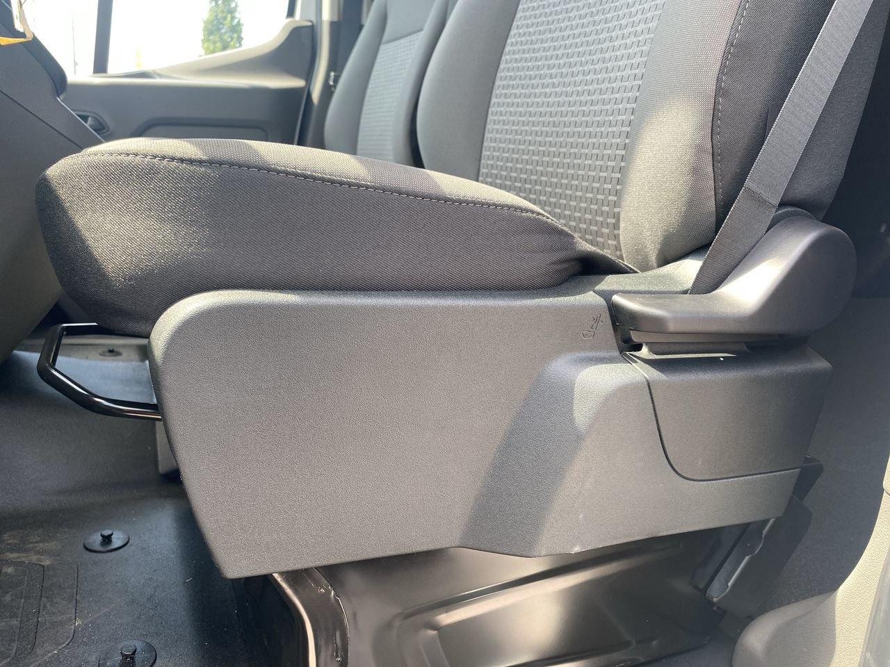 2025 Ford Transit T250 PASS SLIDE 148 Photo