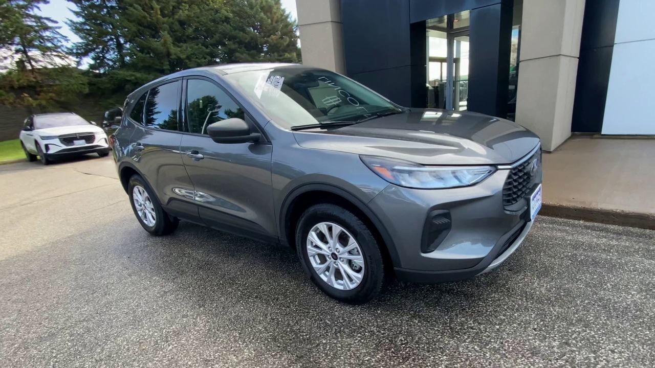 2025 Ford Escape Active Photo