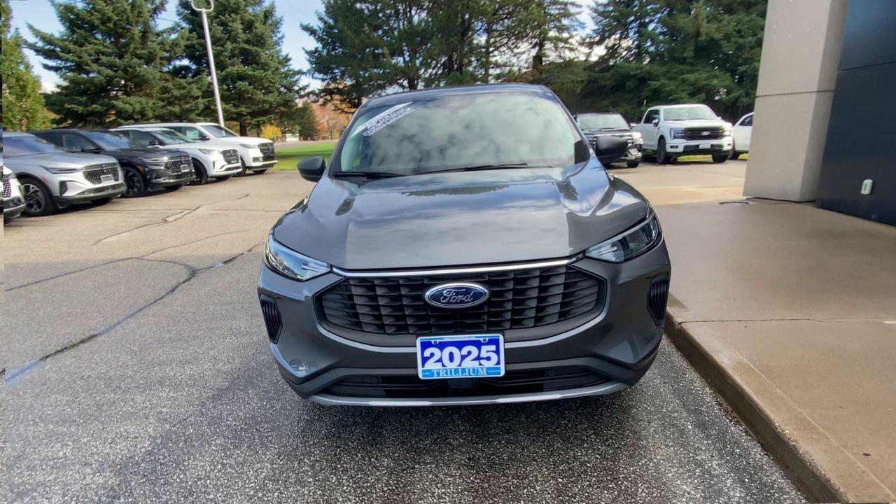 2025 Ford Escape Active Photo