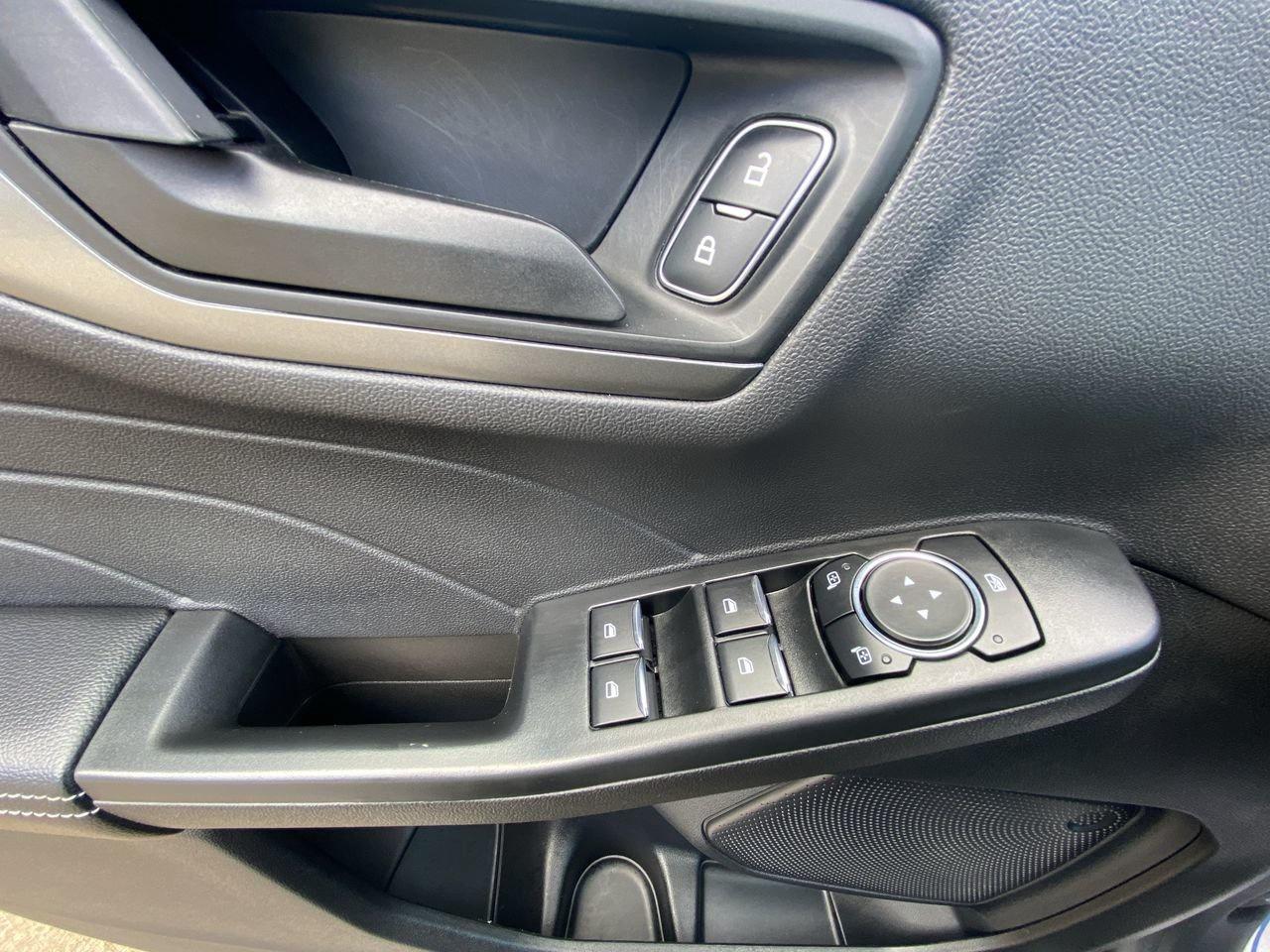 2025 Ford Escape Active Photo