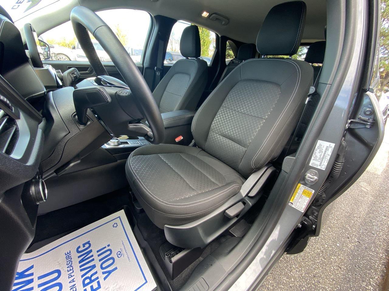 2025 Ford Escape Active Photo