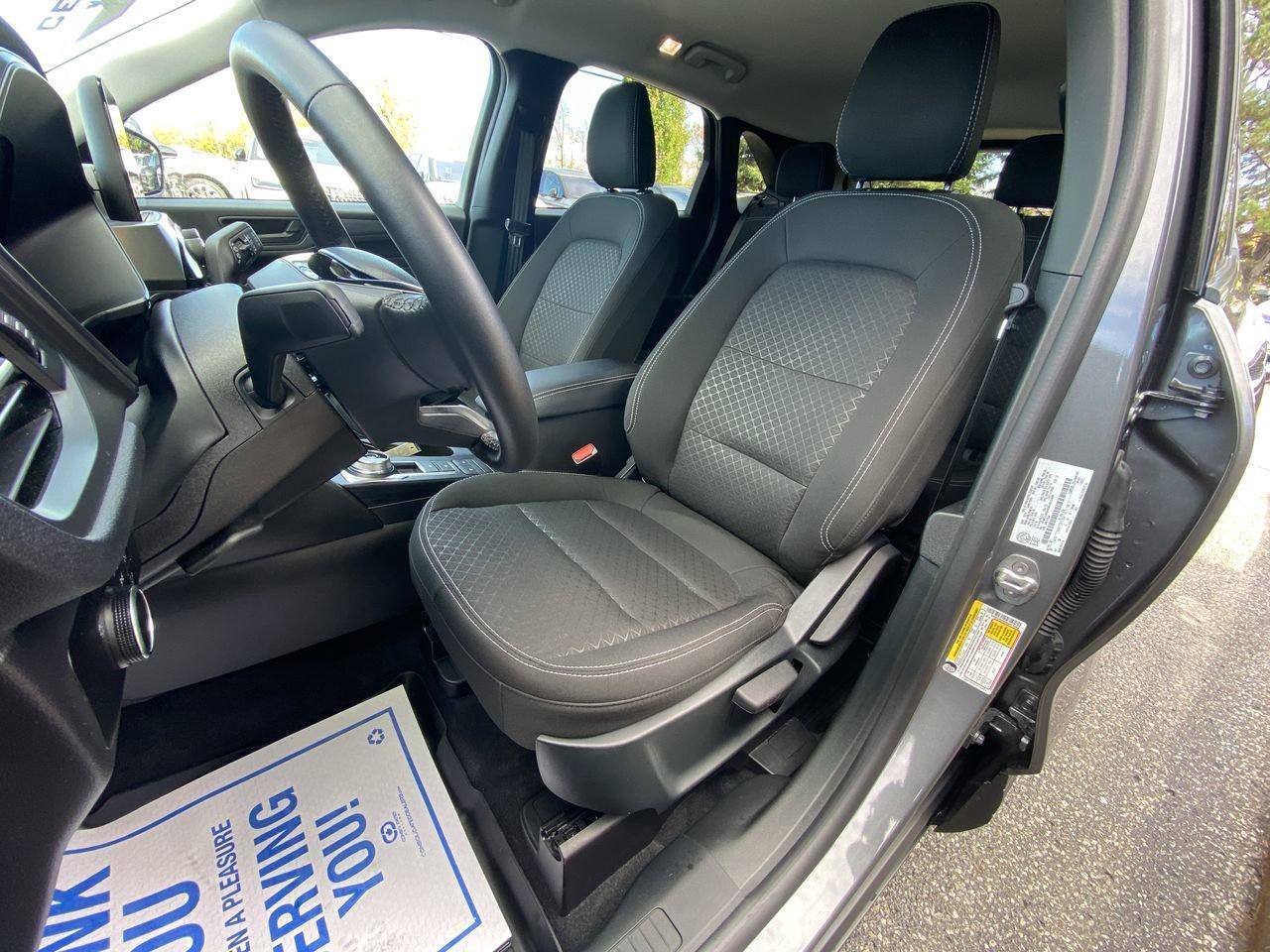 2025 Ford Escape Active Photo