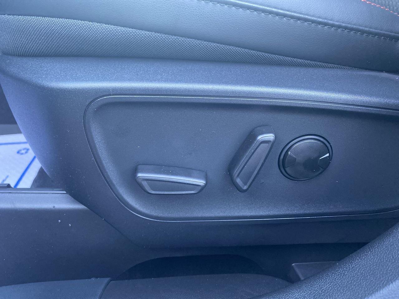 2026 Ford Escape ST-Line Photo