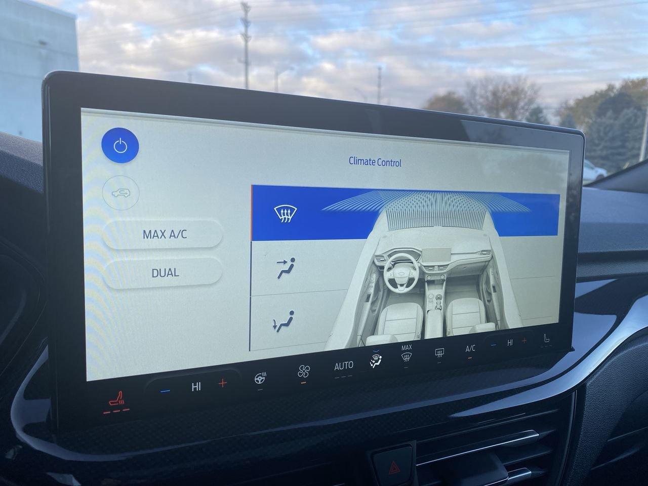 2026 Ford Escape ST-Line Photo