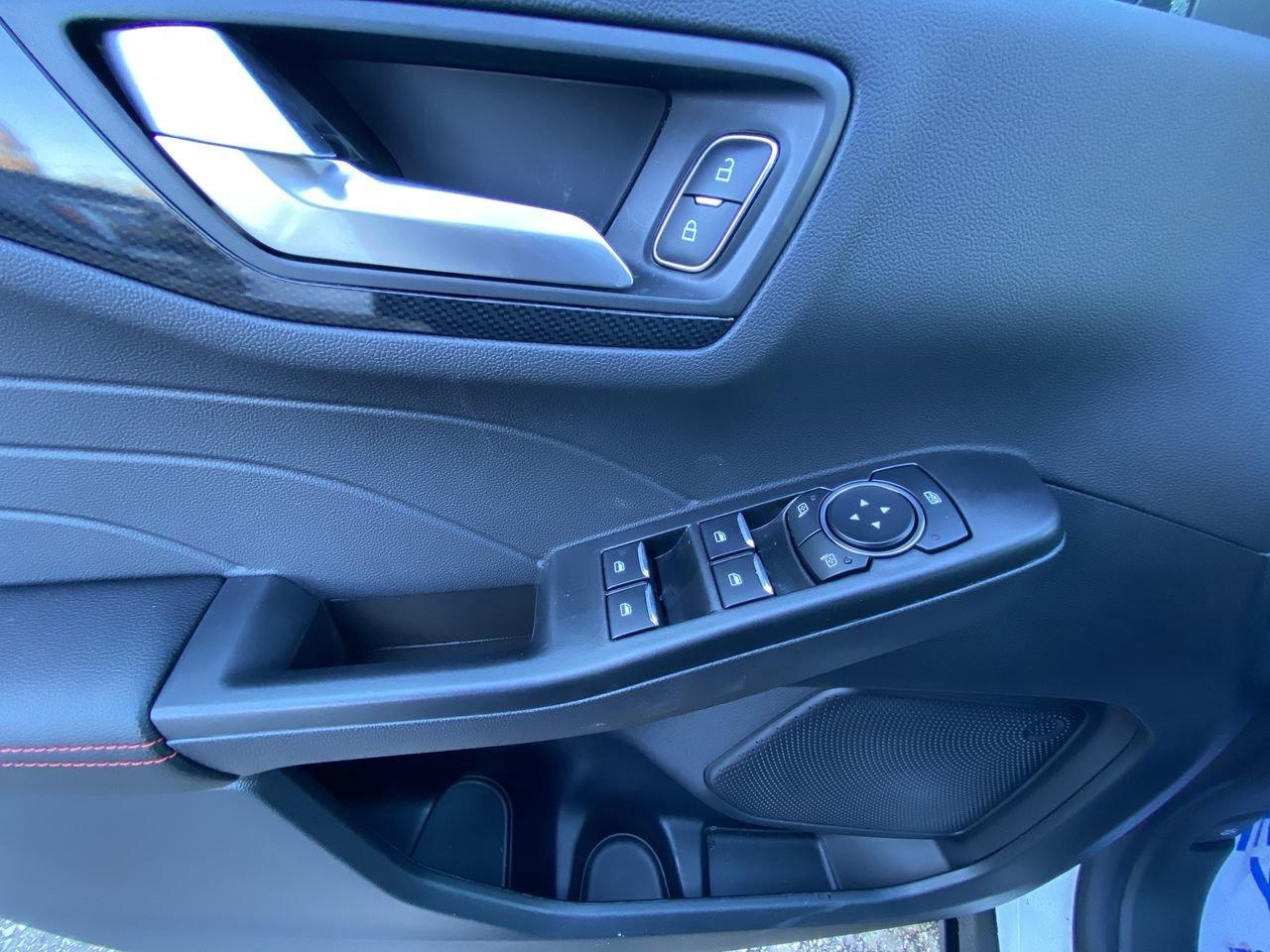 2026 Ford Escape ST-Line Photo