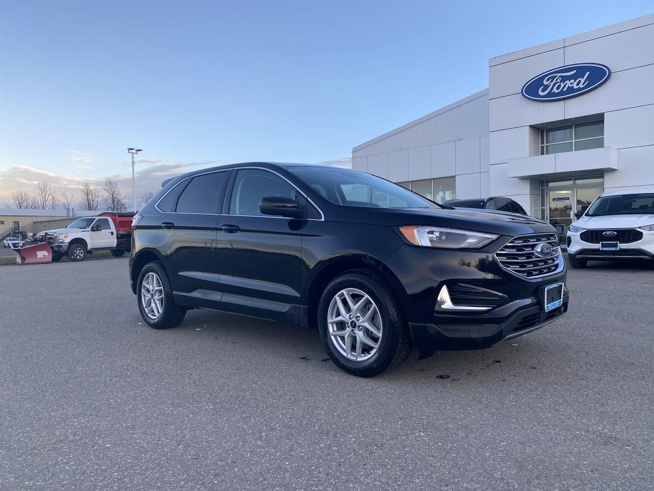2022 Ford Edge SEL Photo