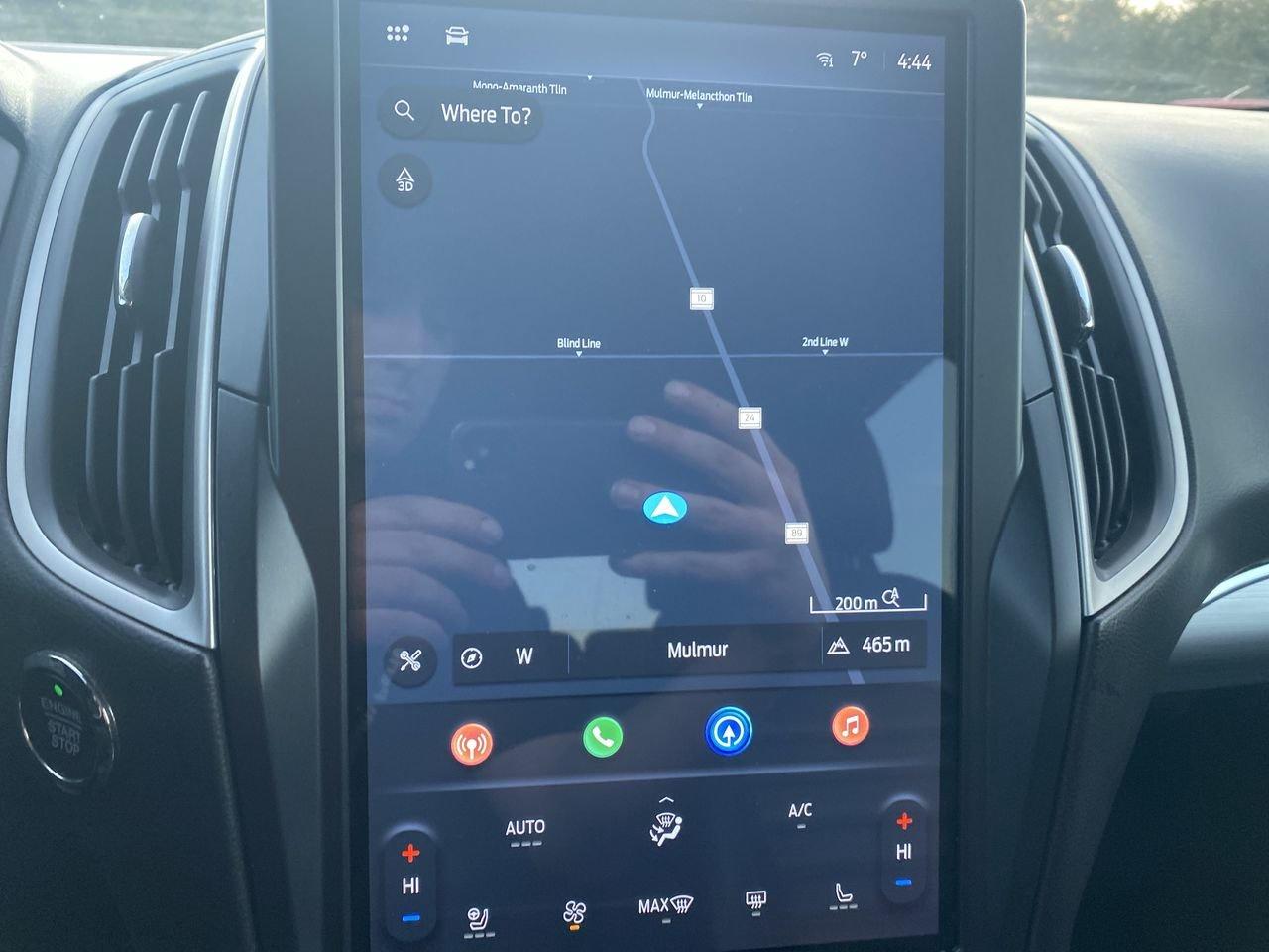 2022 Ford Edge SEL Photo