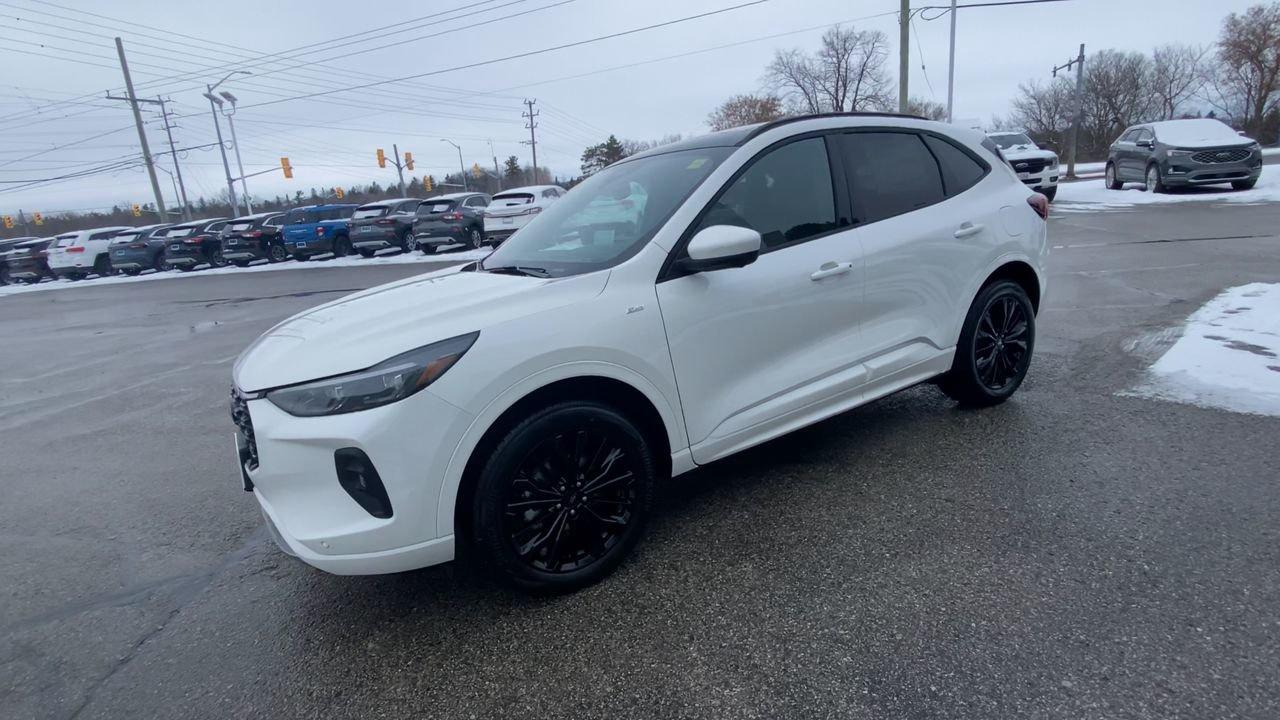 2026 Ford Escape ST-Line Select Photo