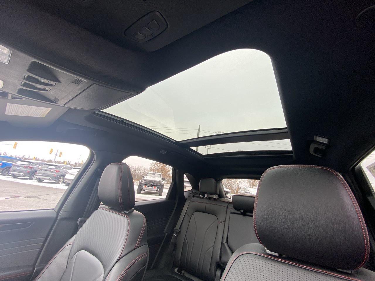 2026 Ford Escape ST-Line Select Photo