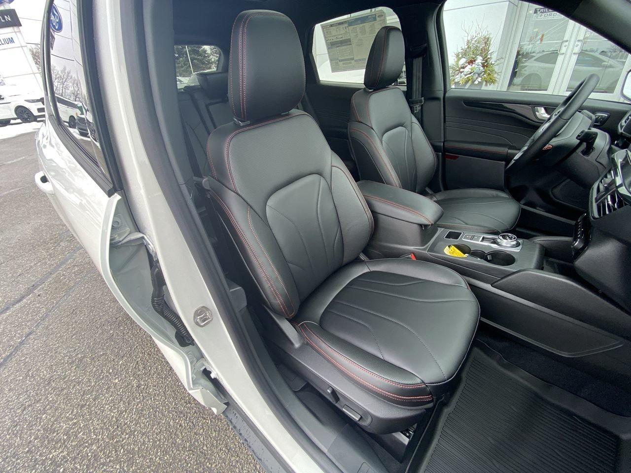 2026 Ford Escape ST-Line Select Photo