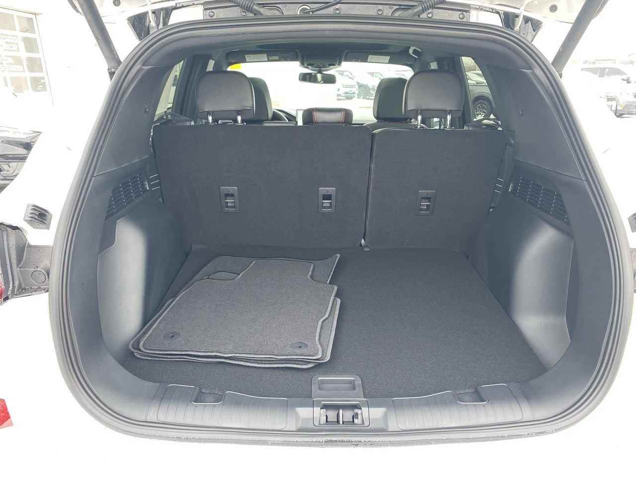 2026 Ford Escape ST-Line Select Photo