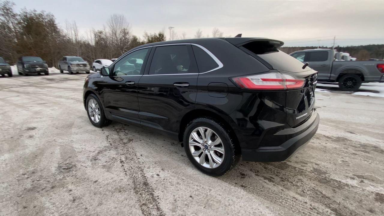 2022 Ford Edge Titanium Photo
