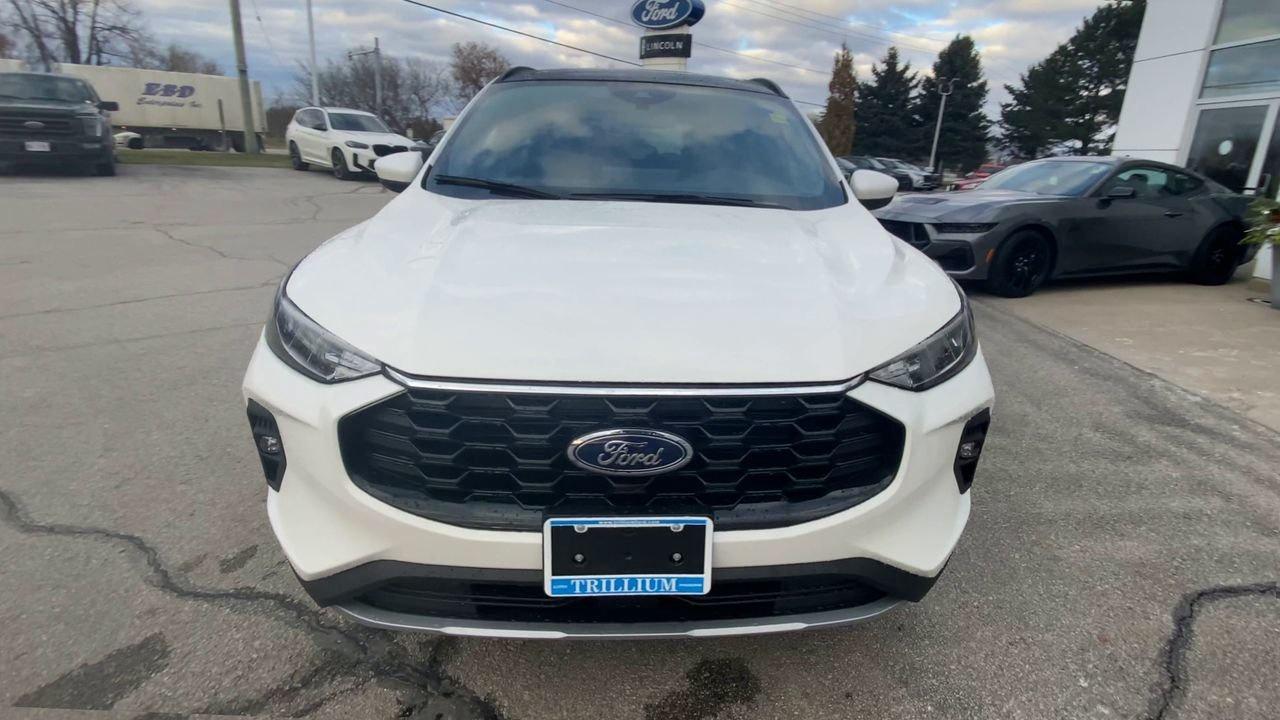 2026 Ford Escape ST-Line Select Photo2