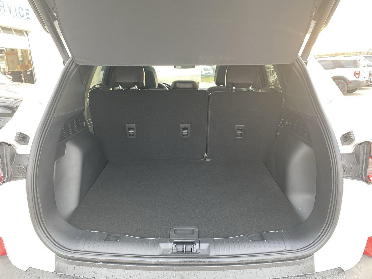 2026 Ford Escape ST-Line Select Photo