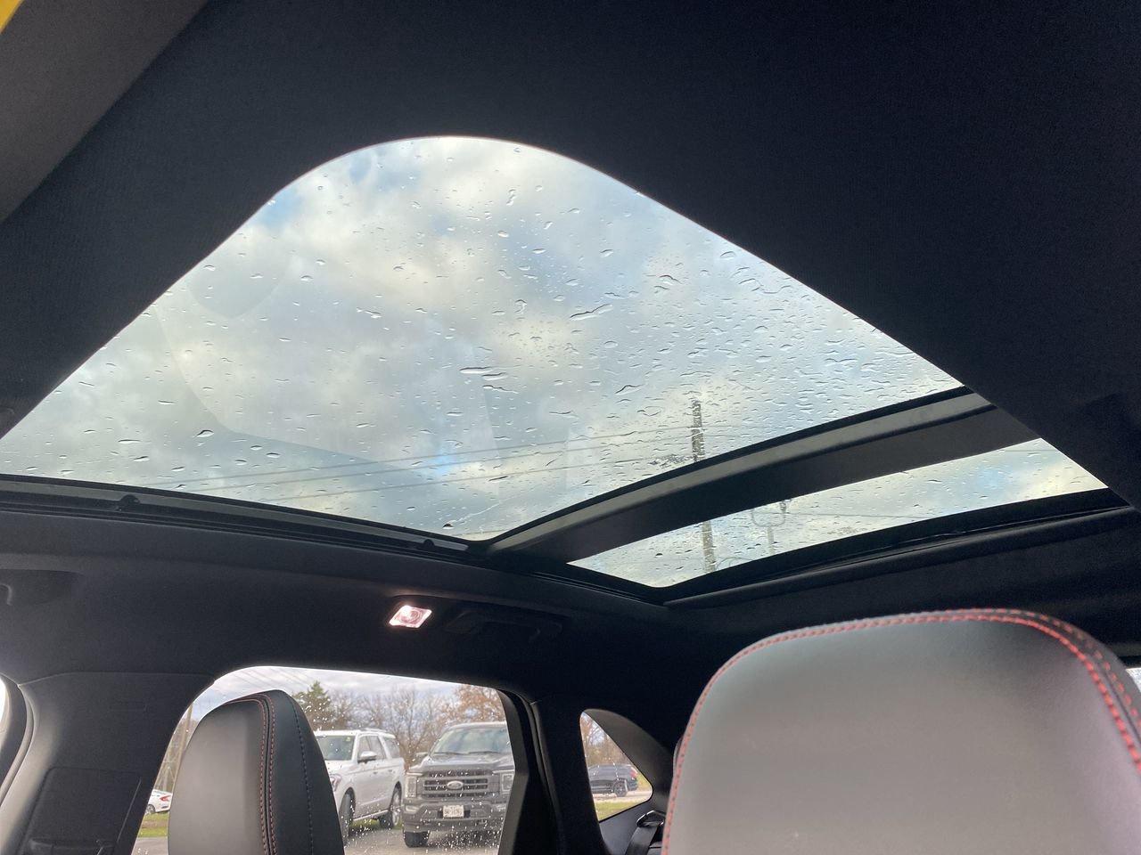 2026 Ford Escape ST-Line Select Photo