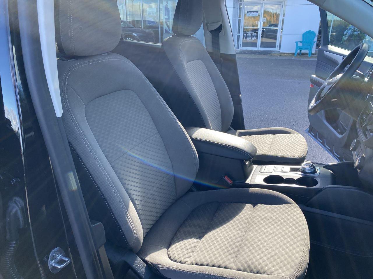 2022 Ford Escape SE Photo