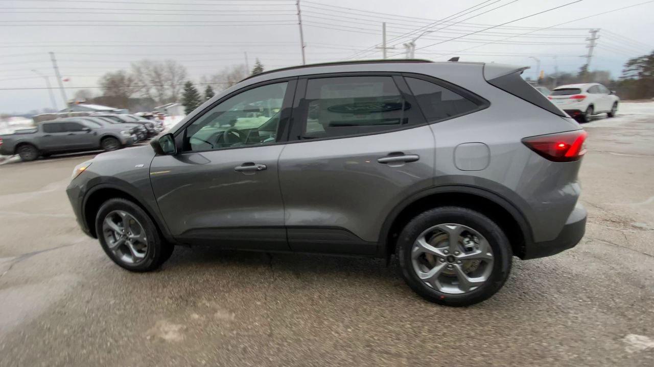 2026 Ford Escape ST-Line Photo