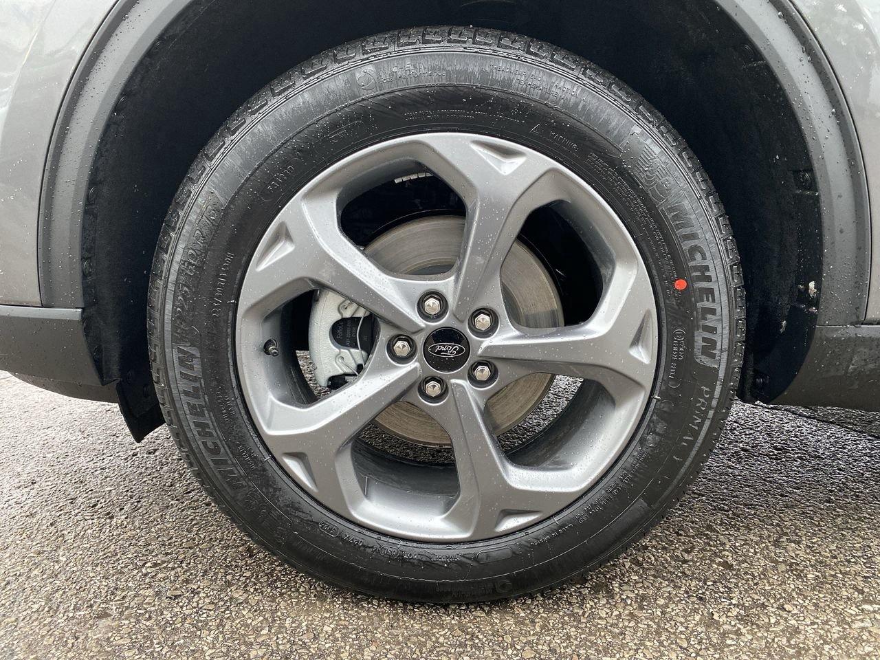 2026 Ford Escape ST-Line Photo