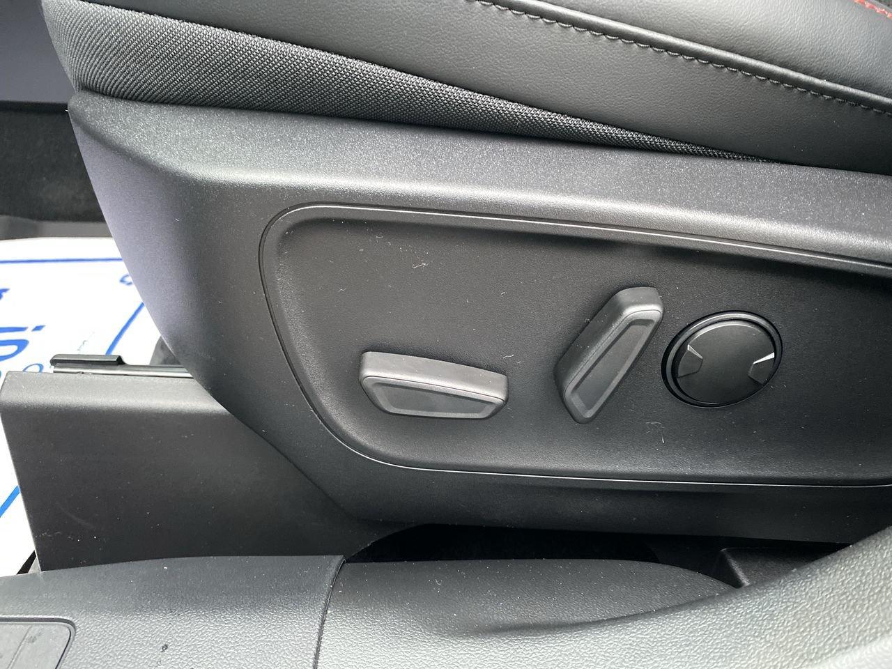 2026 Ford Escape ST-Line Photo