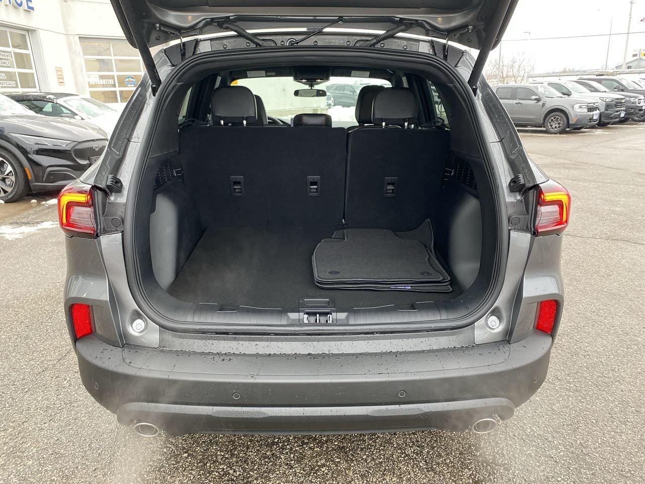 2026 Ford Escape ST-Line Photo