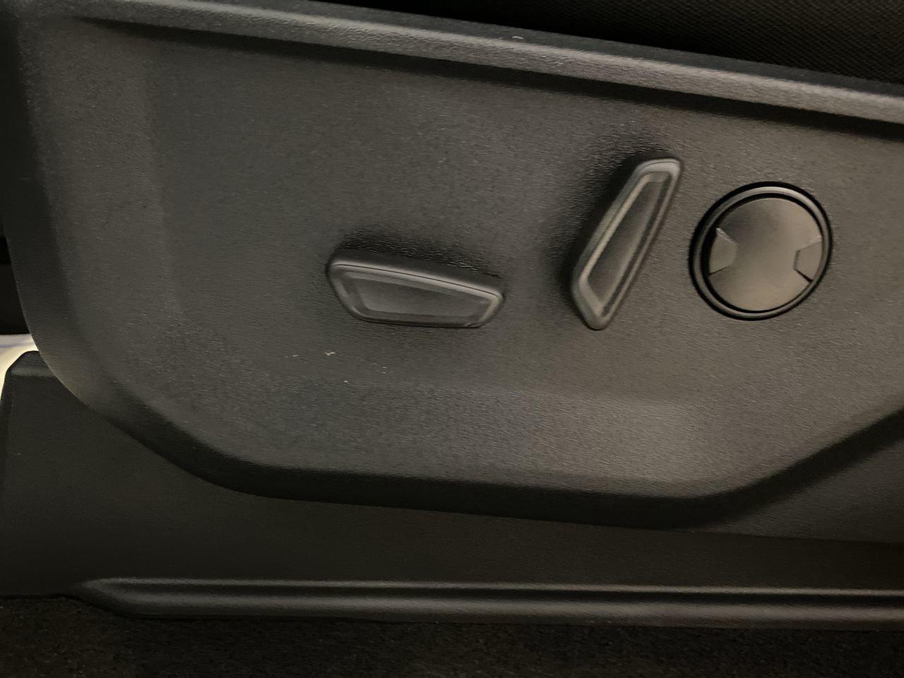 2025 Ford F-150 XLT Photo