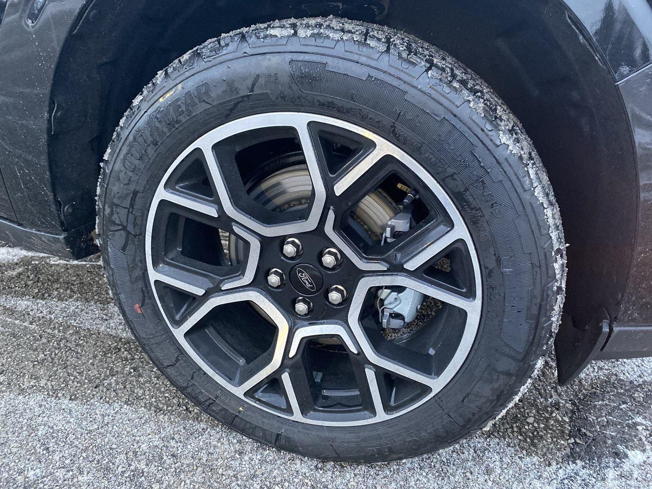 2026 Ford Maverick Lariat Photo