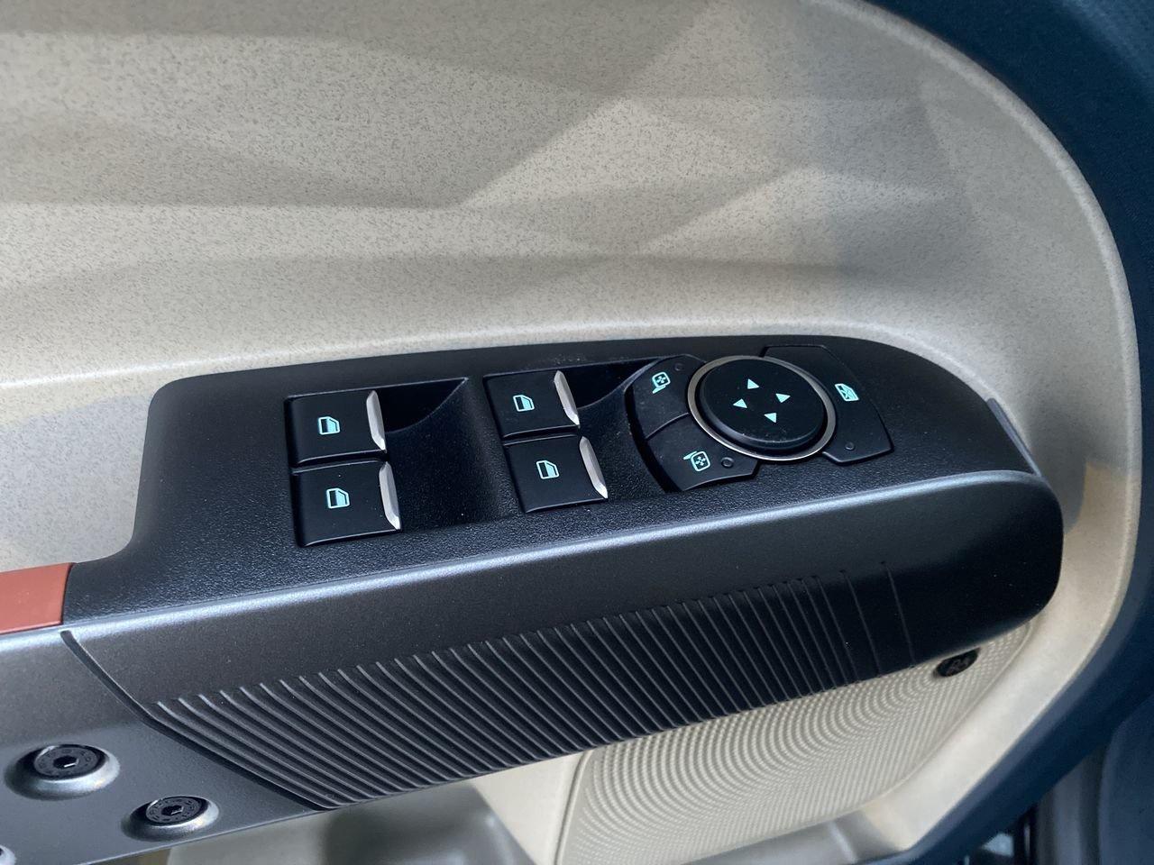 2026 Ford Maverick Lariat Photo