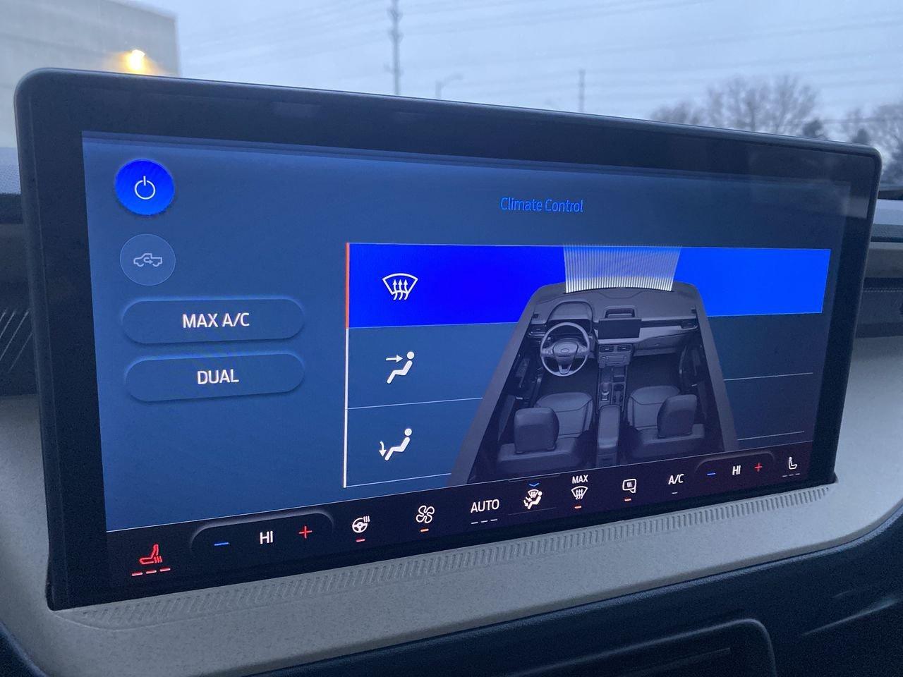 2026 Ford Maverick Lariat Photo