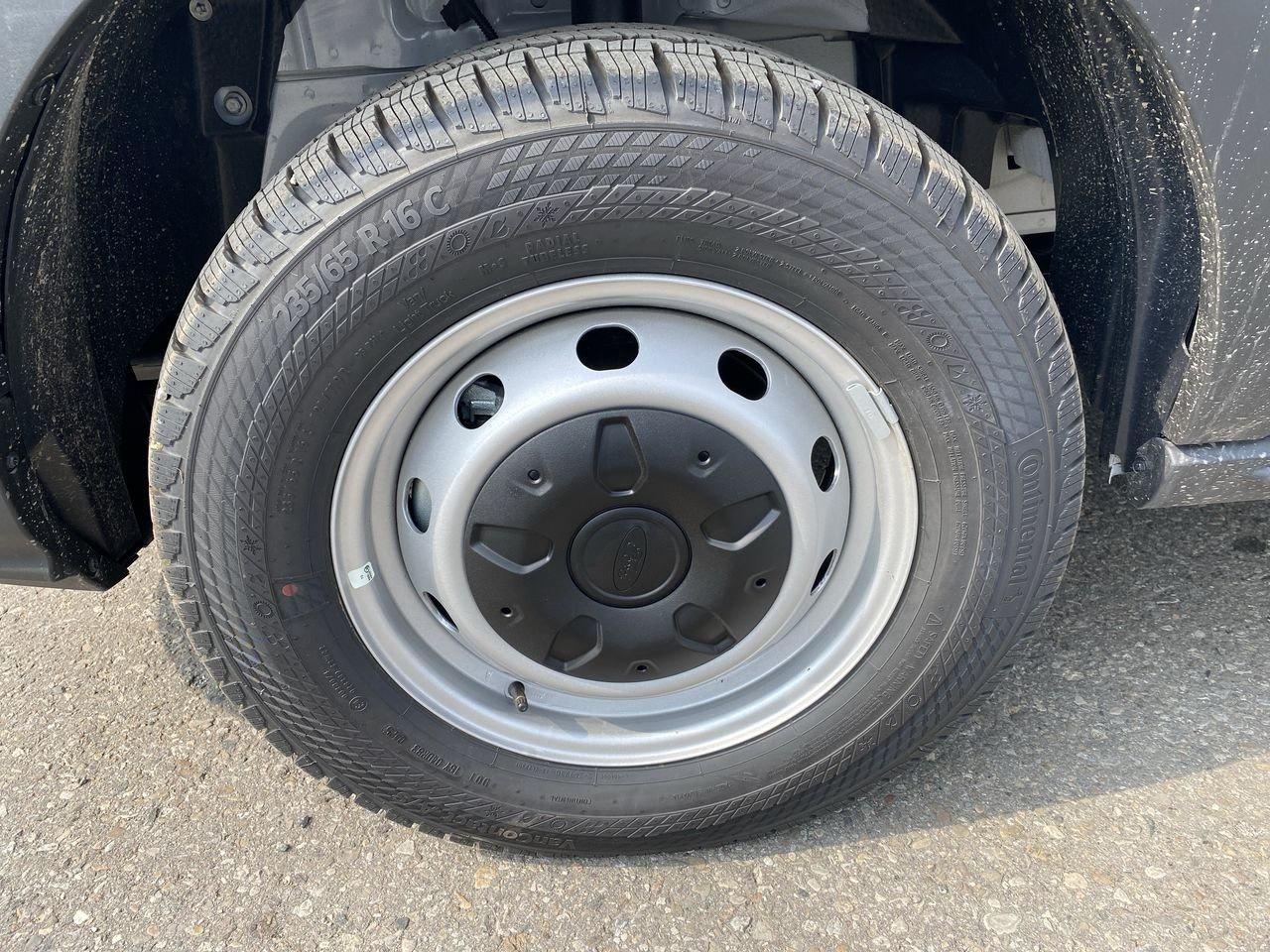 2025 Ford Transit T250 PASS SLIDE 148 Photo