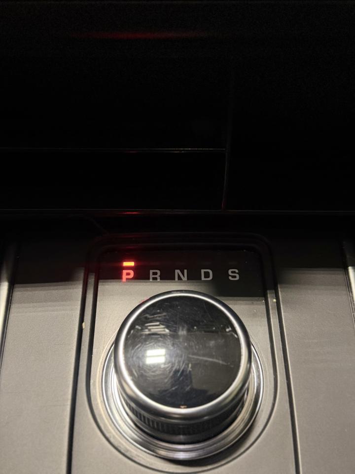 2019 Land Rover Discovery Sport HSE 4WD 286hp Photo