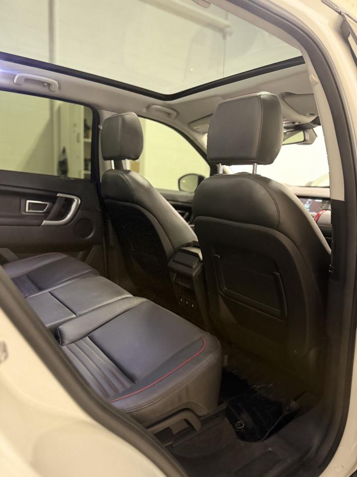 2019 Land Rover Discovery Sport HSE 4WD 286hp Photo