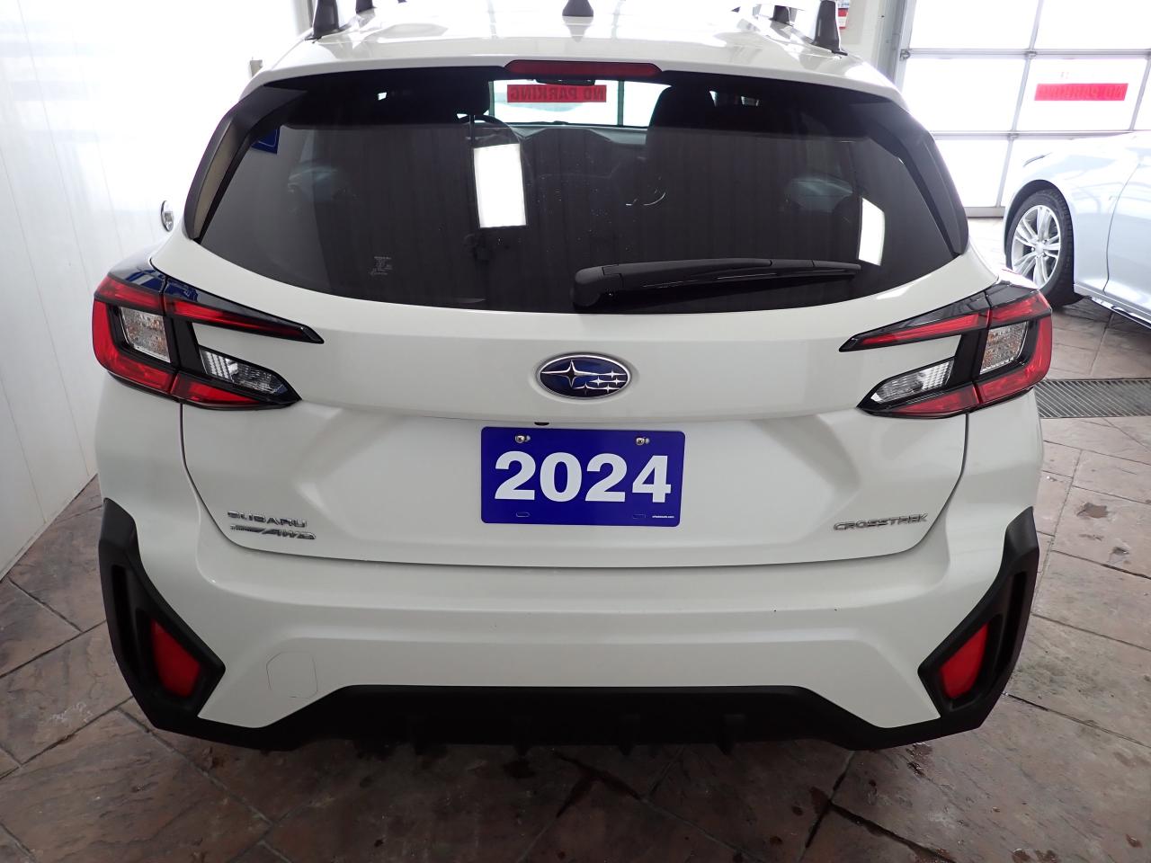 2024 Subaru Crosstrek Convenience AWD Photo2