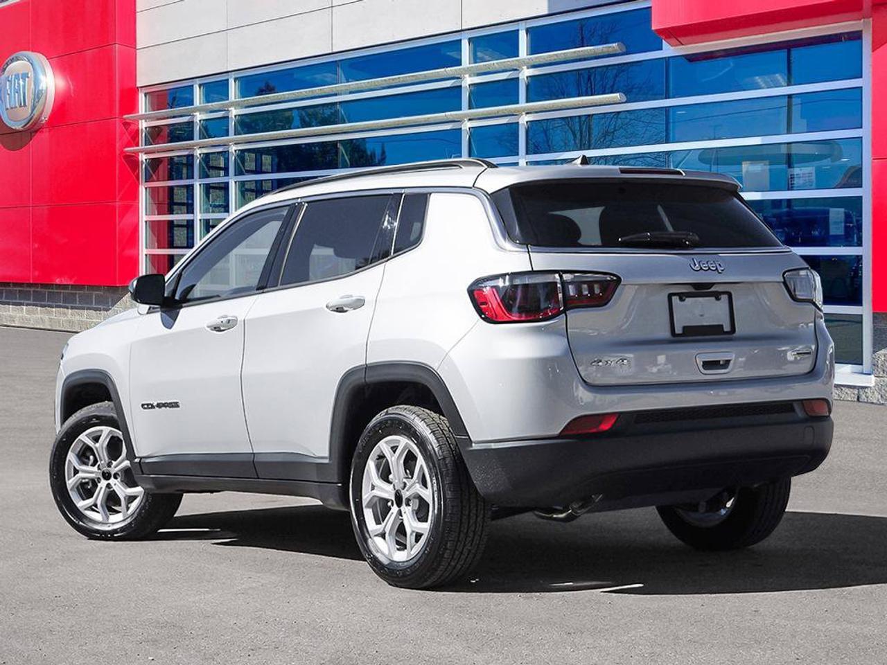 2026 Jeep Compass North | Heated Seats | Parkview Camera | Heated Steering Photo3