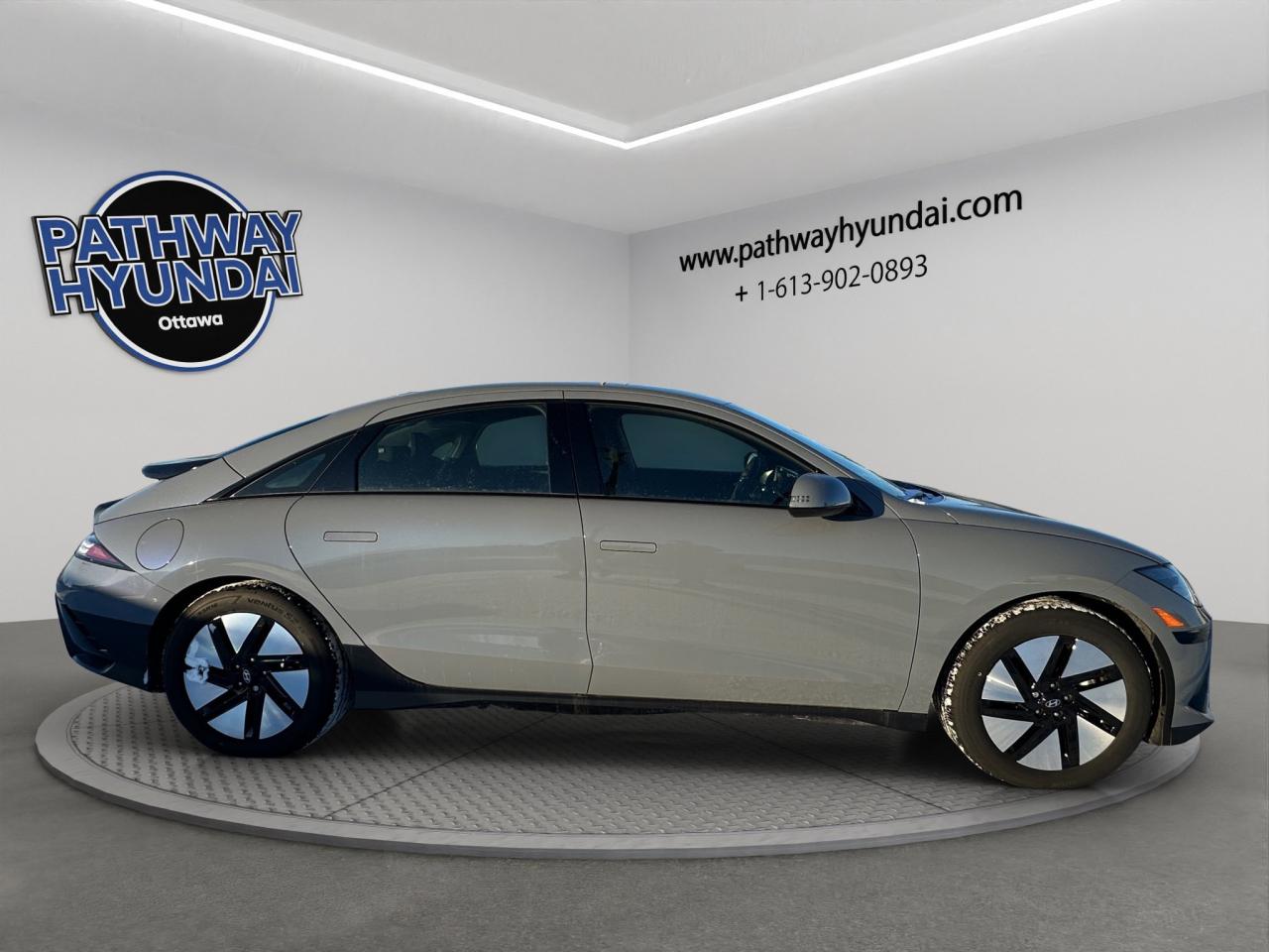 2025 Hyundai IONIQ 6 Preferred Photo