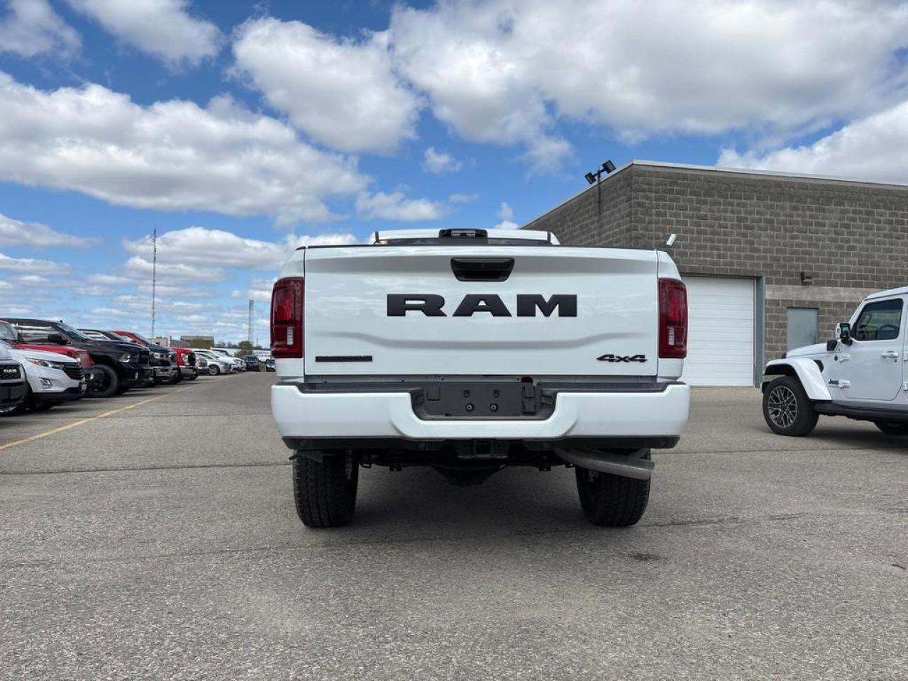 2025 RAM 2500 Big Horn | Apple CarPlay | Android Auto | Forward Collision Warning | Heated Seats | Tow Package | Photo