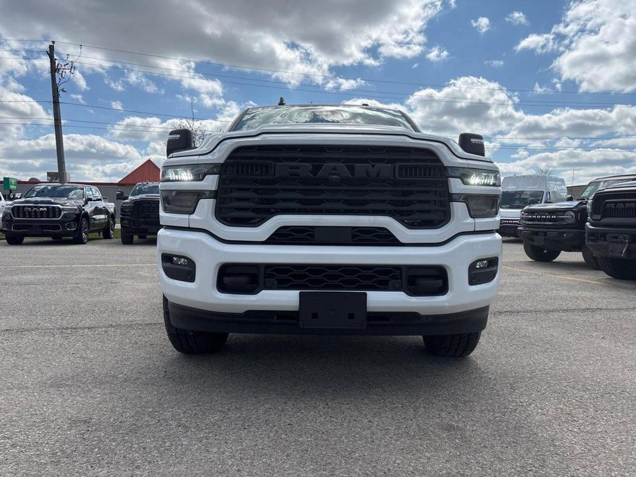 2025 RAM 2500 Big Horn | Apple CarPlay | Android Auto | Forward Collision Warning | Heated Seats | Tow Package | Photo